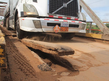 280815-cotidiano-pontebrasileia-alexandrelimaoaltoacre