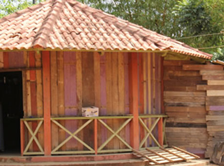 310815-cotidiano-casanapraca-tresdejulho