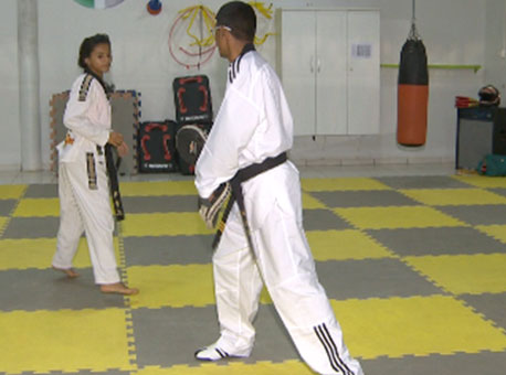 030915-esporte-taekondo-tvgazeta4