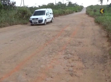 110915-cotidiano-br317esburacada-tvgazeta2