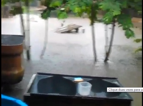 260915-cotidiano-alagados