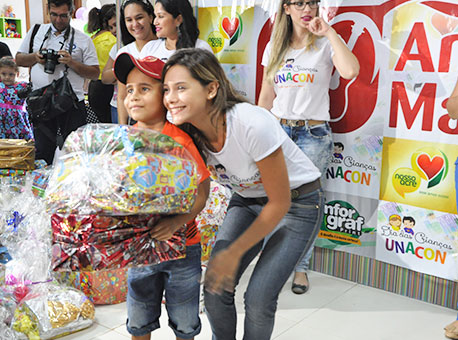 091015-cotidiano-diadascriancasuncacon-taianelima