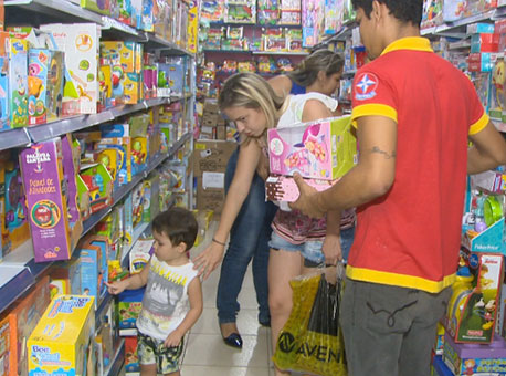 131015-cotidiano-comerciodiadascriancas-tvgazeta2