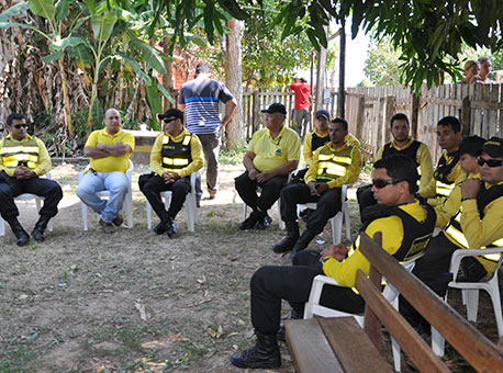 131015-policia-jovemassassinado-cleriston