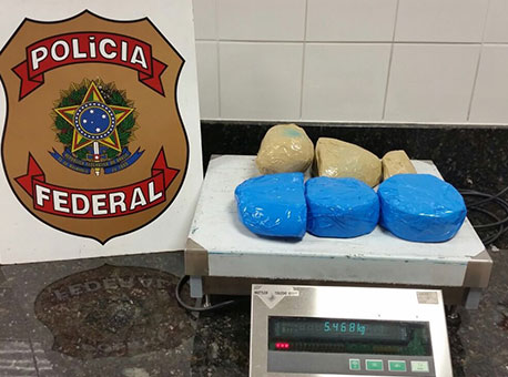 151015-policia-apreensaodedrogas-cedida