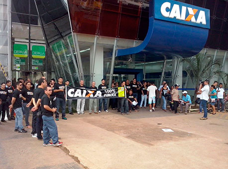 280115-cotidiano-caixaeconomica-wesleymoraes
