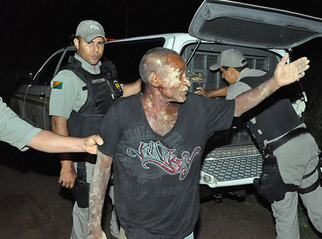 301015-policia-espancamento-cleriston