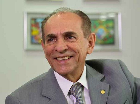 051115-politica-ministrodasaude