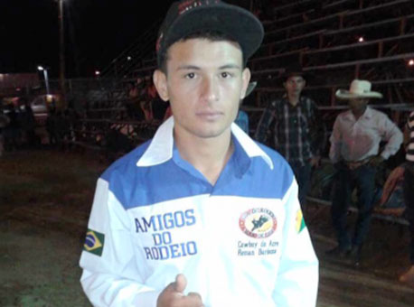 111115-policia-peaomorto-cedida