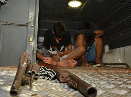 301115-policia-adolescentespadaria-cleriston