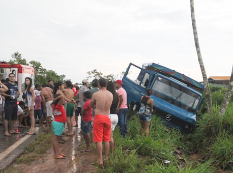 071215-policia-acidentedetransito-alexandrelima