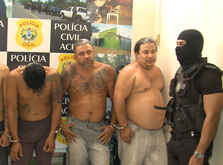 091215-policia-operacaodinamo-tvgazeta