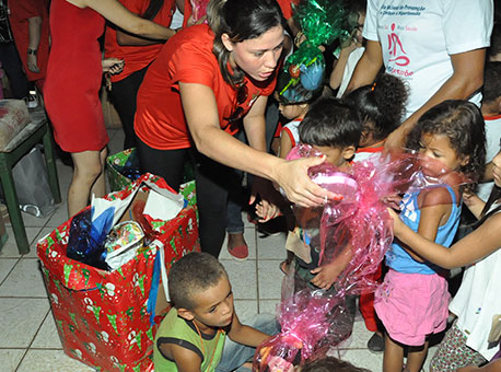 111215-cotidiano-maplabear-cleriston