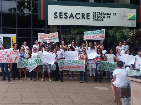 141215-cotidiano-manifesto-saude