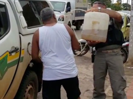 030216-policia-abastecimento-cedida