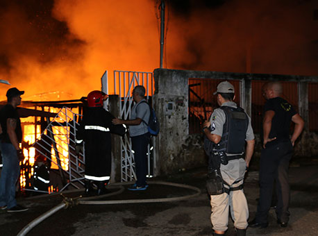 070216-policia-incendio-cleriston