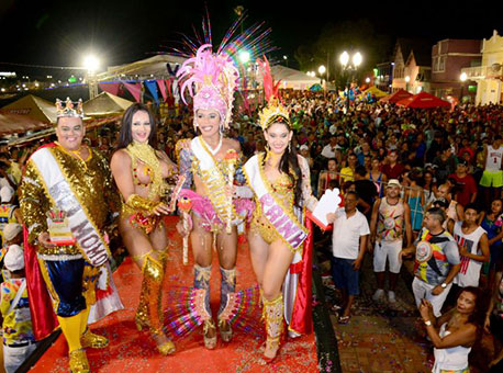 080216-cotidiano-realezacarnaval-assislimaascomprefeitura2