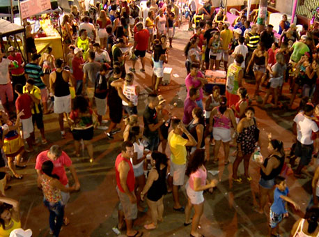 090216-cotidiano-carnaval-tvgazeta