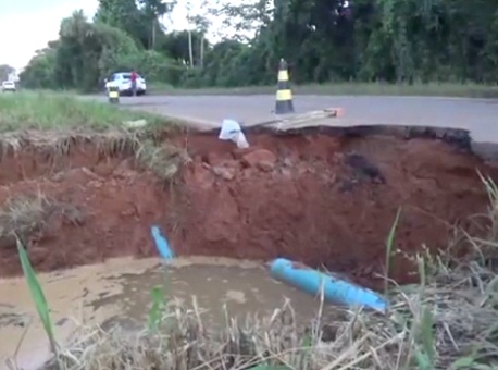 110216-cotidiano-estradaapartada