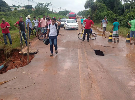 110216-cotidiano-estradainterrompida-almirandrade
