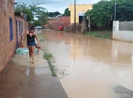 1216-cotidiano-alagados