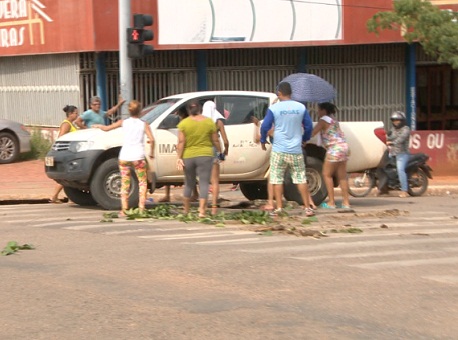 150216-cotidiano-manifesto