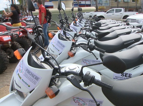 250216-politicaentregaveiculos