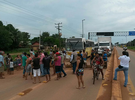 080316-cotidiano-bloqueiobr364-juniornobre
