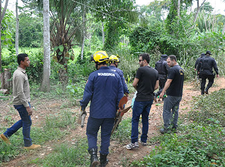 130316-policia-corpoencontrado-cleriston2