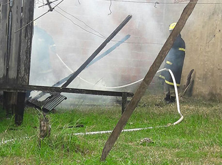 170316-policia-incendio-cedida