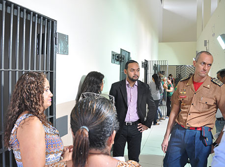 180316-policia-alapsiquiatrica-cedida