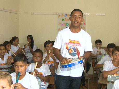 250316-cotidiano-amigossolidarios-tvgazeta