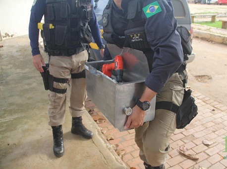 040416-policia-prf-drogaapreendida