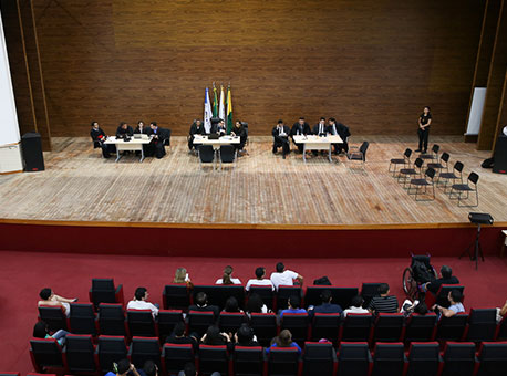 050416-cotidiano-jurisimulado-agenciaufac