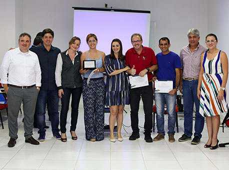 090416-cotidiano-recolinstitutoaquila-cedida