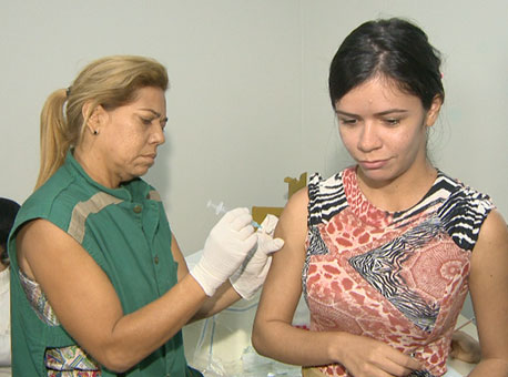 180416-cotidiano-vacinah1n1-tvgazeta