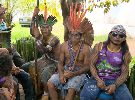 290416-cotidiano-vacinacaoindios-tvgazeta