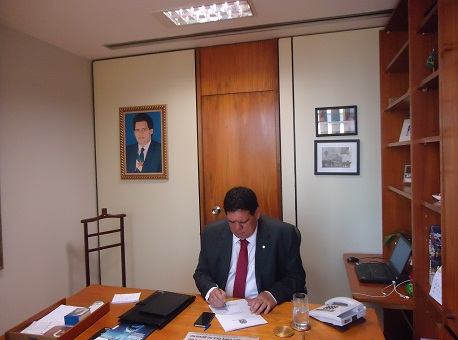 060616-politica-flaviano-saude