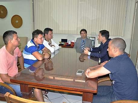 070616-policia-familiaresmenina-taianelima