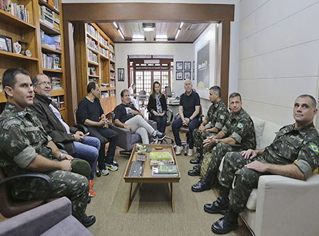 120616-cotidiano-queroler-gleilsonmirandaagenciadenoticias