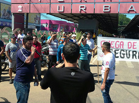 130616-cotidiano-protestoseguranca-cedida
