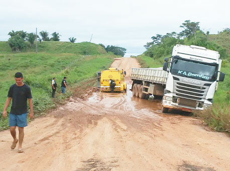 160616-cotidiano-carroforteatolado-cedida