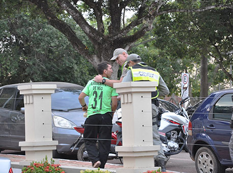 210616-cotidiano-homemdetido-cleriston