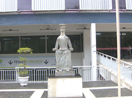 010716-policia-forum-tvgazeta