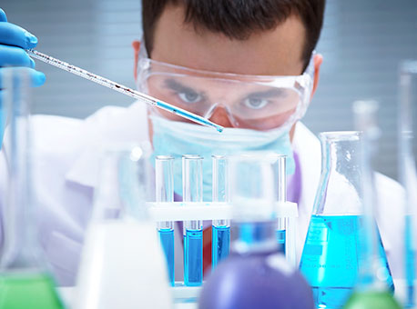 070716-cotidiano-farmacia-cedida