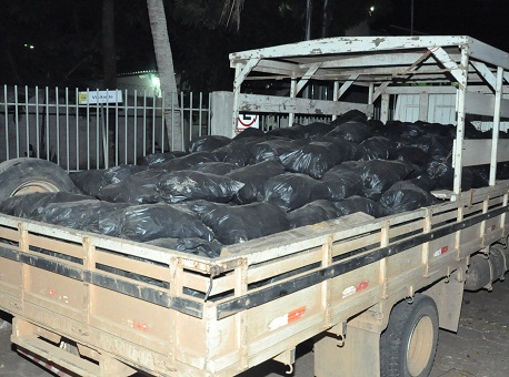 140716-policia-cargairregular