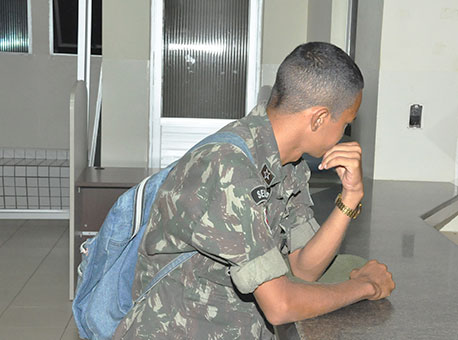 150716-policia-falsosoldado-cleriston