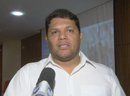 010816-politica-nil-tvgazeta