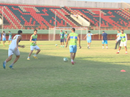 030816-esporte-treinoatletico-tvgazeta