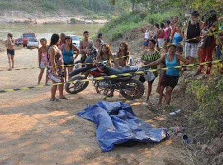 100816-policia-morteafogamento-tvgazeta